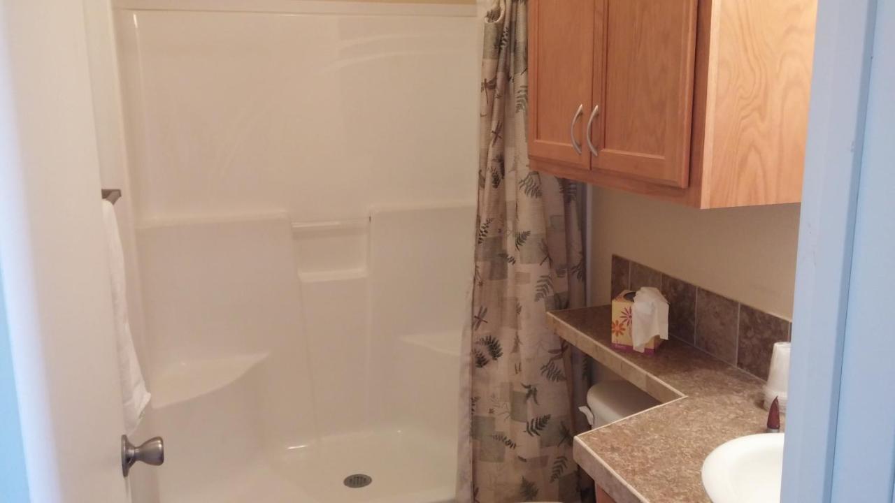 Sagebrush Inn & Suites Broadus Екстер'єр фото